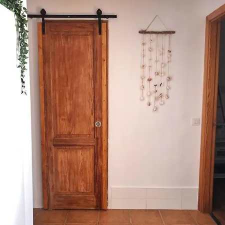 Relax & Pool Next To The Apartamento Puerto del Carmen (Lanzarote)