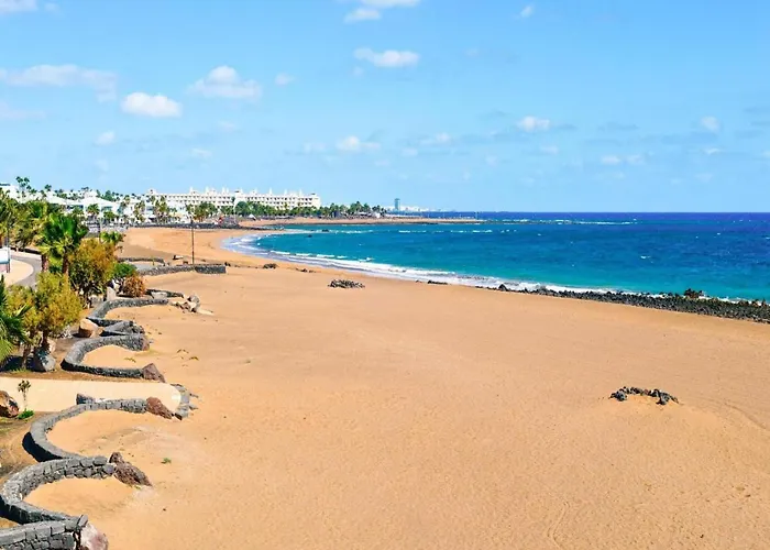 公寓 Relax & Pool Next To The